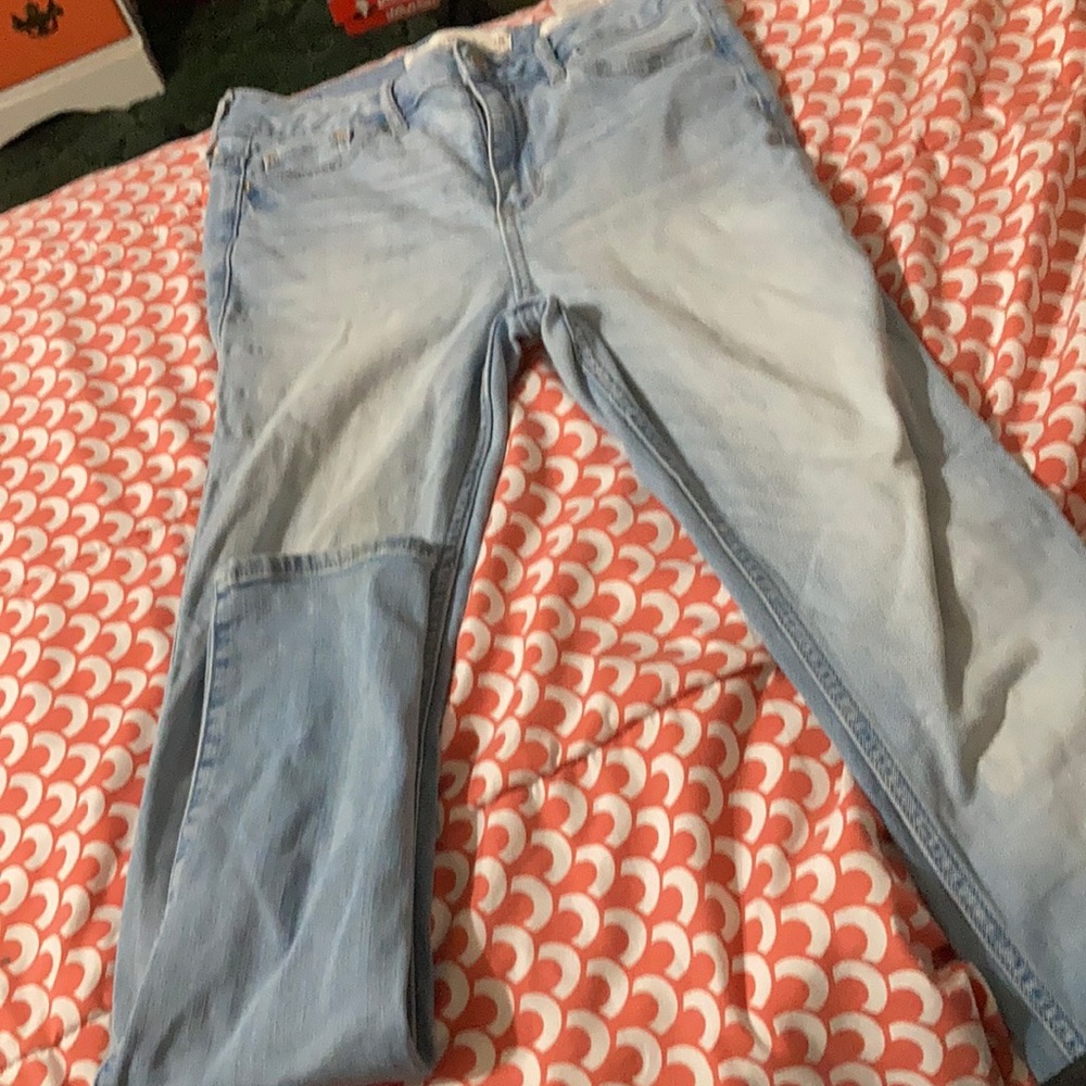 American Eagle jeans. Good condition. No rips or tears.